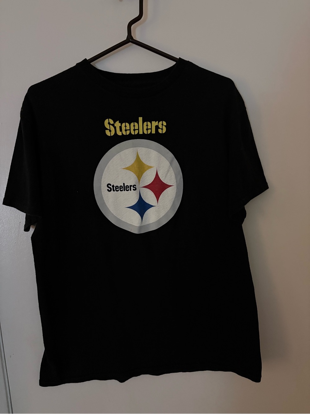Majestic Steelers T - like new M